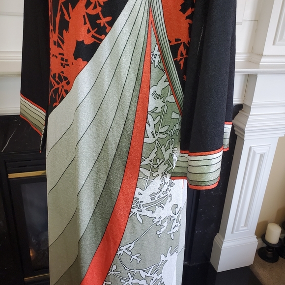 VINTAGE ASIAN INSPIRED MAXI DRESS - Picture 6 of 15